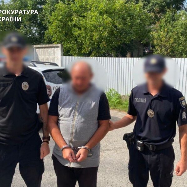 Небезпечна анонімка: поліція Прикарпаття на ногах після виклику про мінування