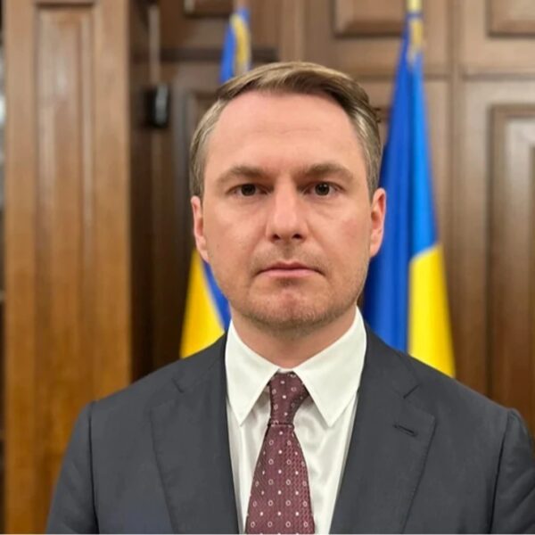 Зеленський усунув Кравченка з посади Генпрокурора: подробиці рішення