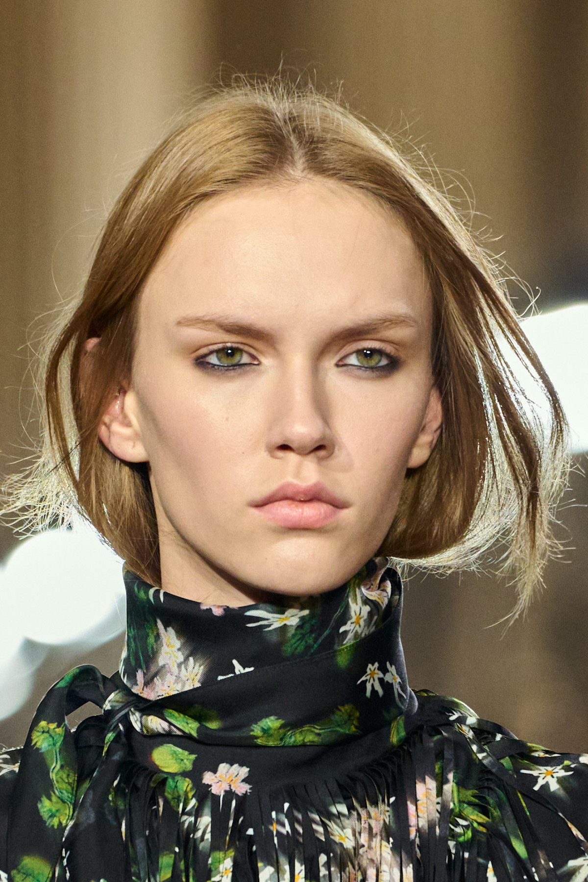 Зворушливий шик: осінній тренд макіяжу від Dior, Lanvin, Prada та Gucci6