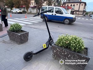 Зіткнення на Рівненщині: 80-річний водій та 12-річний велосипедист потрапили в ДТП 8