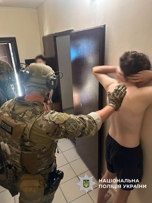 Карні заходи: 23 організатори шахрайських схем під ударом українських правоохоронців 15