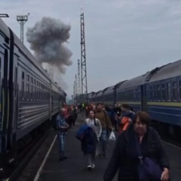 Ракетний удар Росії по потягу за 2 км від кордону з Польщею