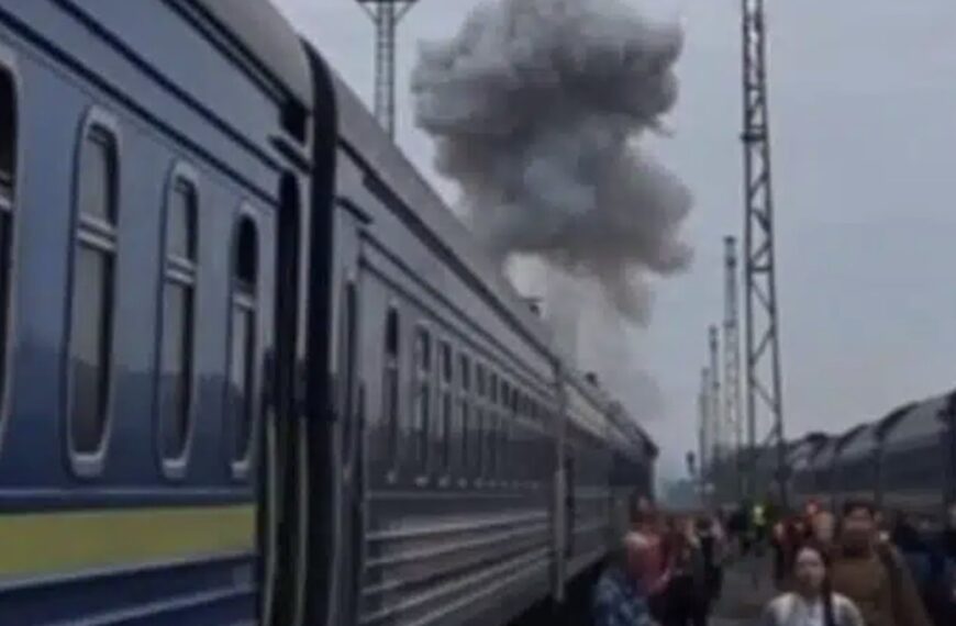 Ексклюзивні новини України 48 Атака дронів: Поїзд Джонсона та європейських лідерів терміново…