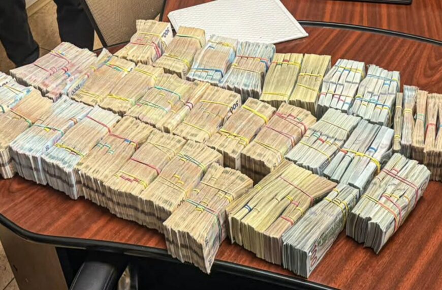 Ексклюзивні новини України 43 Як БЕБ викрило й зупинило мережу конвертцентрів на…