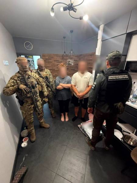 Вилучені підроблені документи
