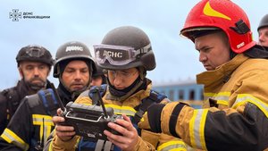 Рятувальники в Івано-Франківську: блискавична ліквідація наслідків атаки "шахедів" 13