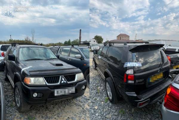 Автомобілі, які ввозили як гуманітарну допомогу