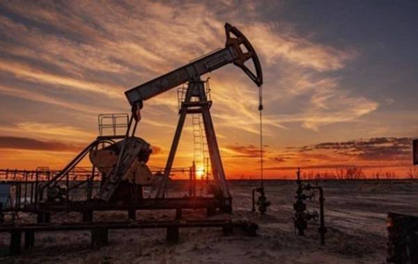 ОПЕК+ домовляється про незначне зростання видобутку нафти