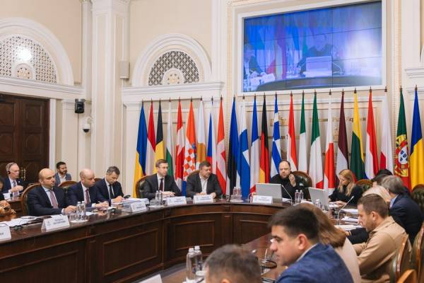 Корецький закликає Раду ухвалити закони для отримання міжнародної допомоги