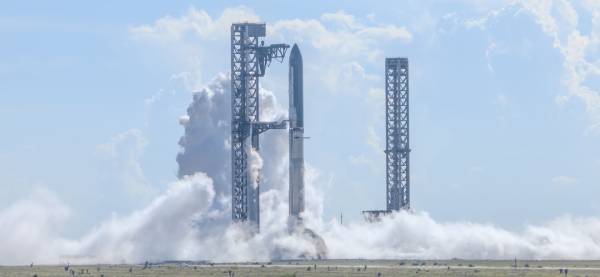 Starship здобув орбітальний успіх після перших невдач