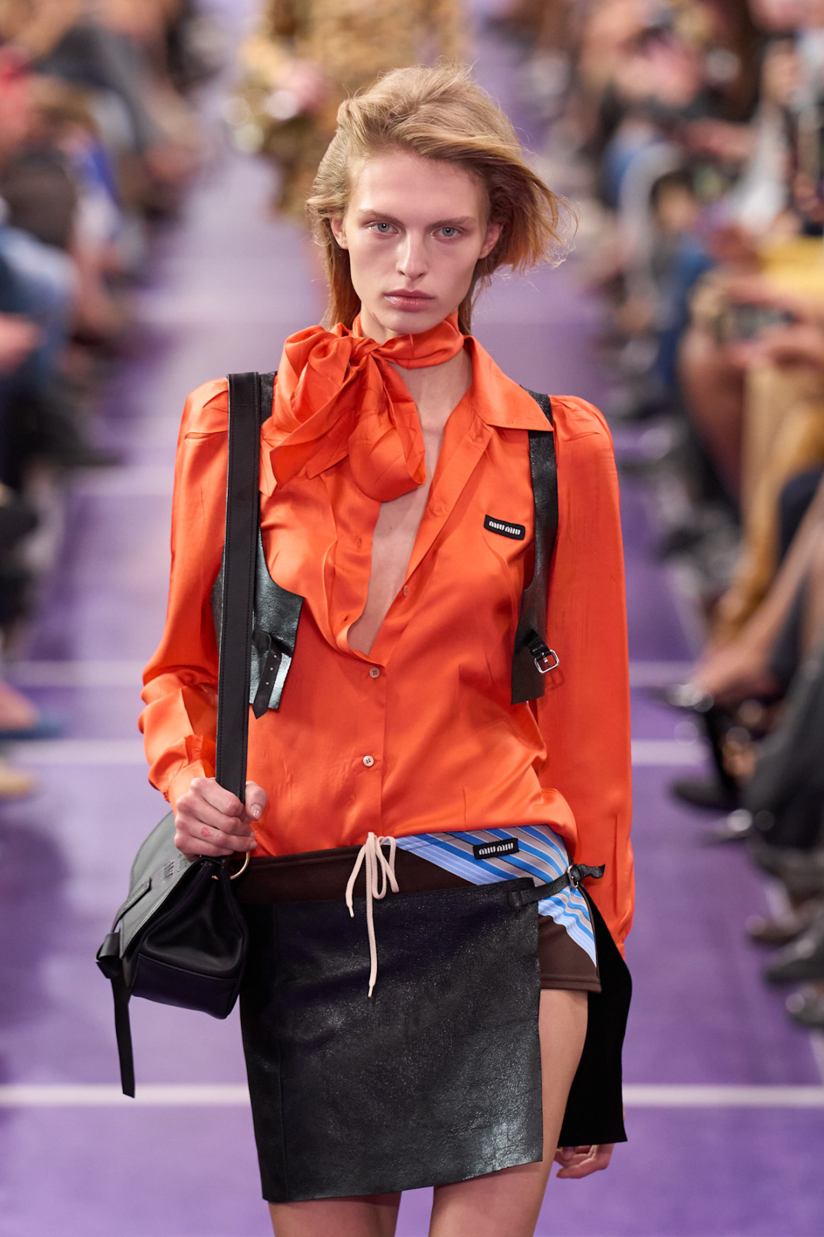 Miu Miu прогнозує заміну тренду "чистої дівчини" новим б’юті-напрямком 2027 року14