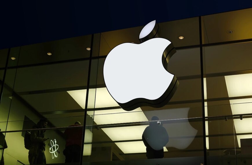 Ексклюзивні новини України 55 Apple розкриває секрети: OLED MacBook Pro з сенсорним…
