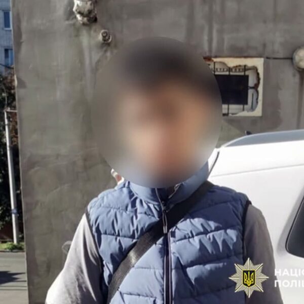 17-річний шахрай зі Львівщини: історія одного злочину на Хмельниччині