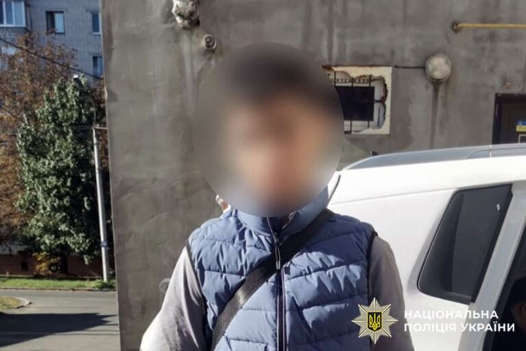 17-річний шахрай зі Львівщини: історія одного злочину на Хмельниччині 26