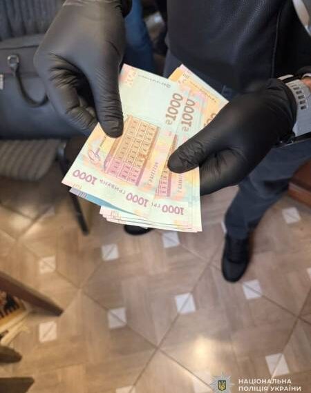 Львів’янка збувала метадон “з рук у руки”