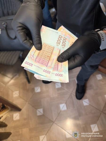 Львів’янка збувала метадон “з рук у руки”